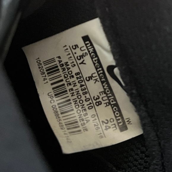 Black woven Nike Air Force LV8 sneakers - Picture 6 of 9